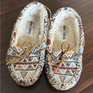 Minnetonka Moccasin Cally